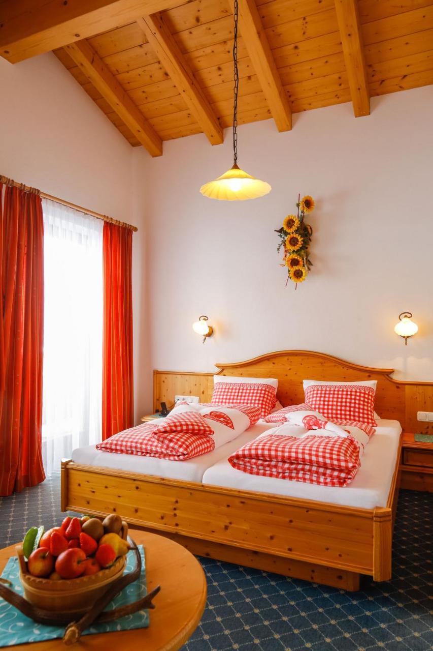 Hotel Edelweiss Hochfilzen Bagian luar foto